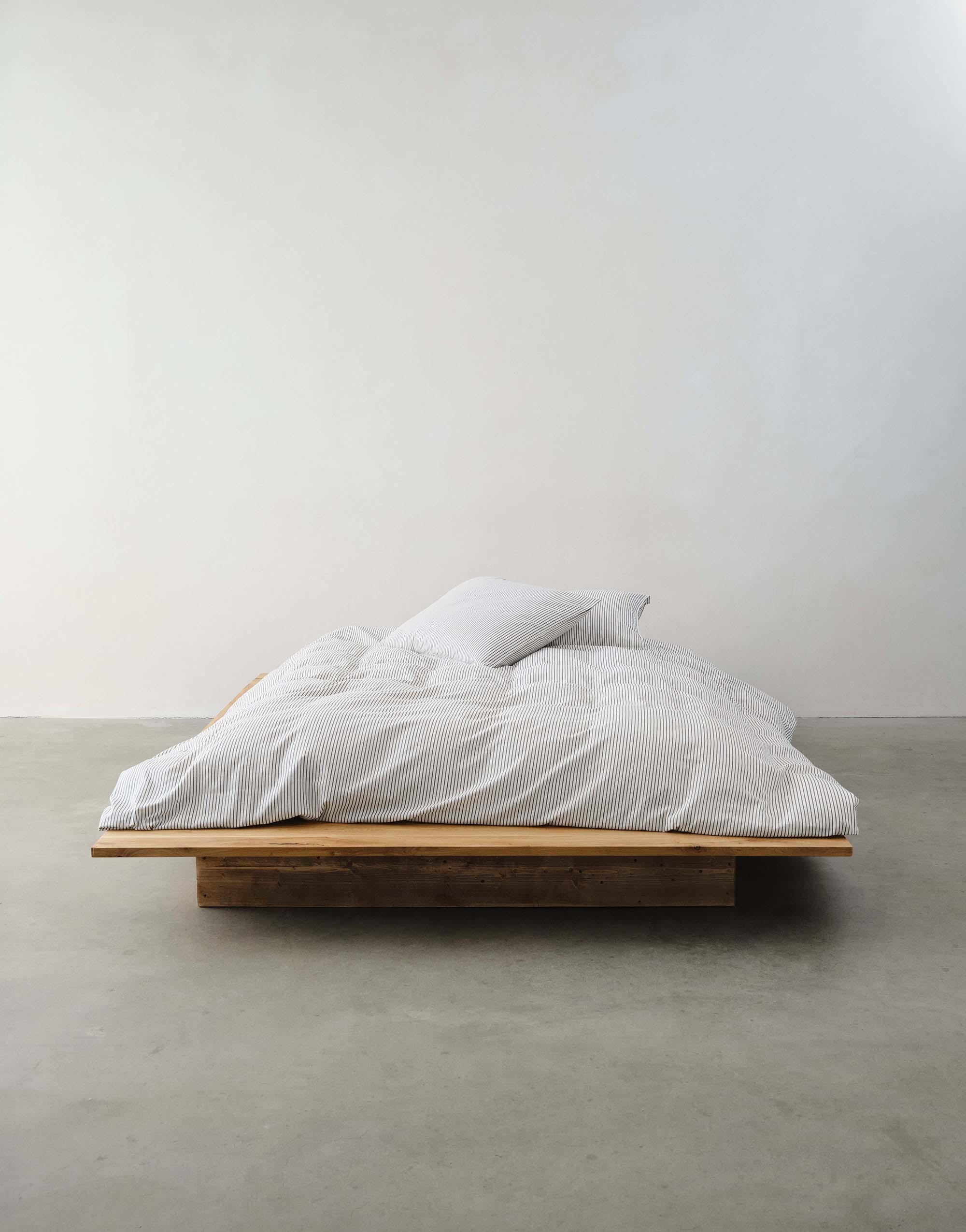 Classic fine stripe Dekbedovertrek