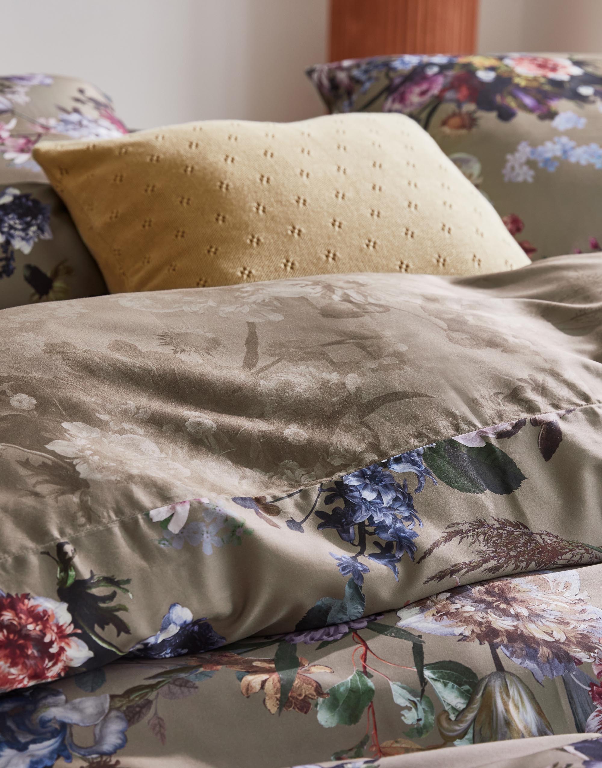 Knitted Ajour Sierkussen vierkant