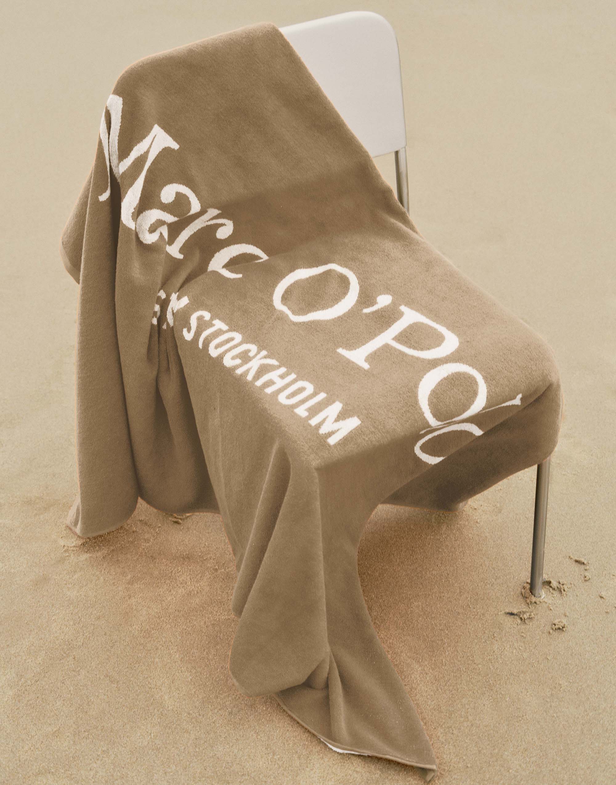 Statement Bath towel