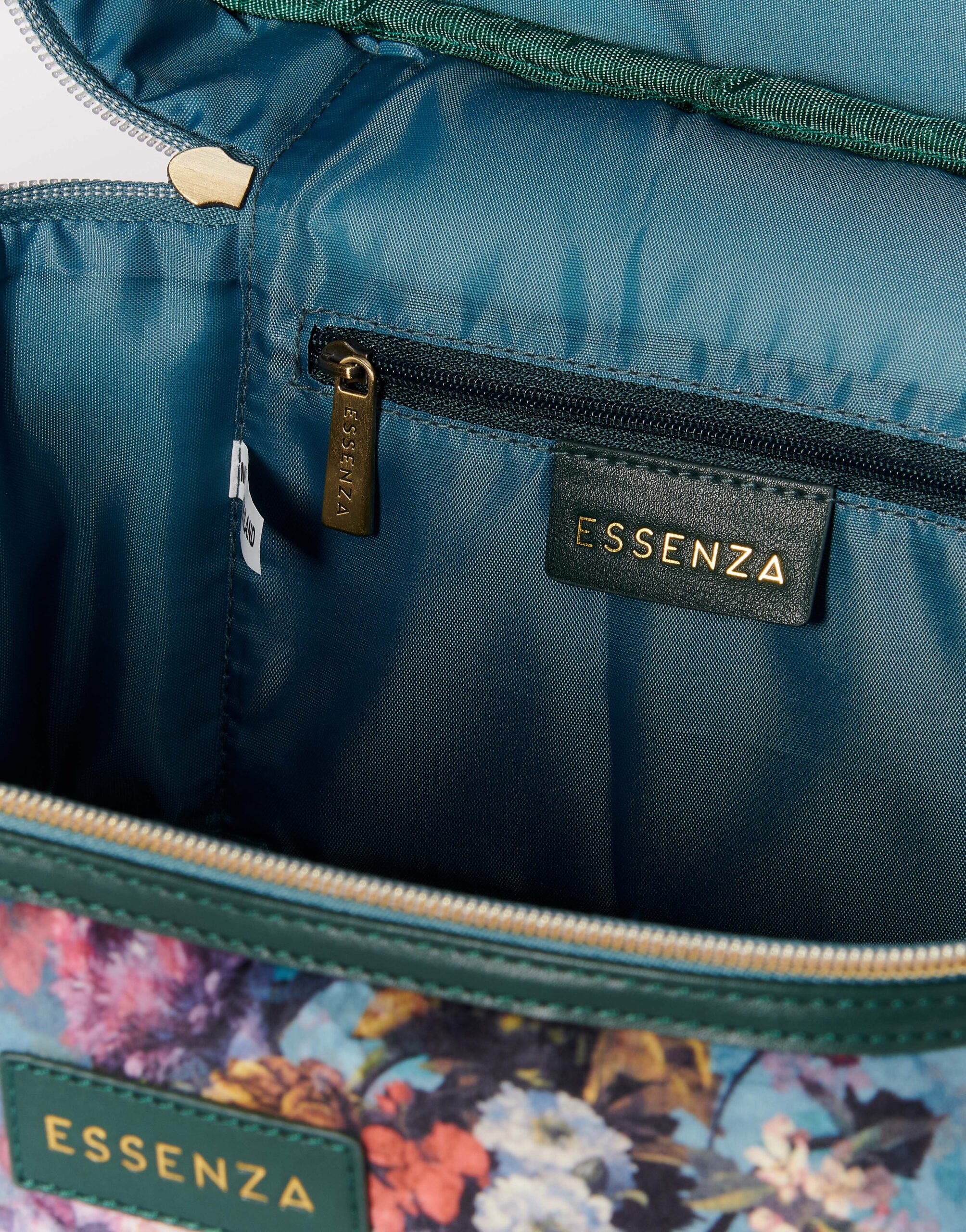 Tracy Karli Beautycase